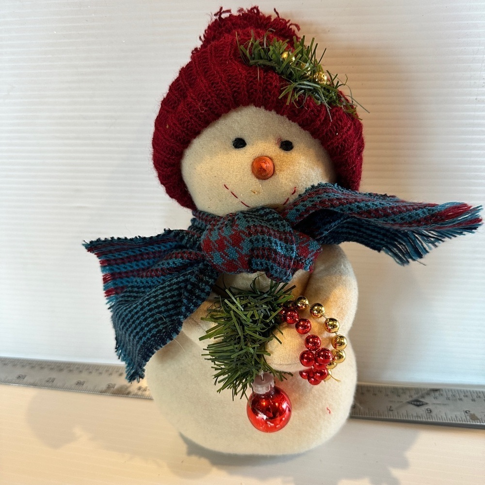 Vintage 1992 Kettell Designs “Snow Flake” Handmade Folk Art Snowman w/ Name Tag